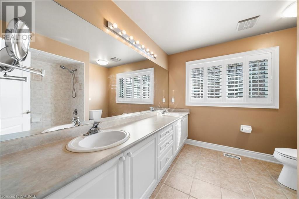2404 Valley Forest Way, Oakville, Ontario  L6H 6W9 - Photo 35 - 40569293