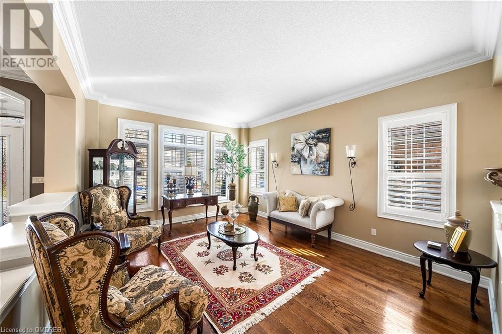 2404 Valley Forest Way, Oakville, Ontario  L6H 6W9 - Photo 4 - 40569293