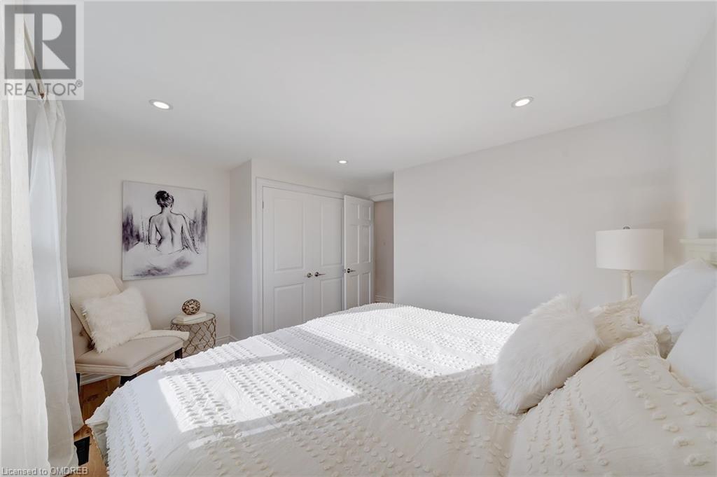 24 Osborne Crescent, Oakville, Ontario  L6H 1G1 - Photo 13 - 40563598