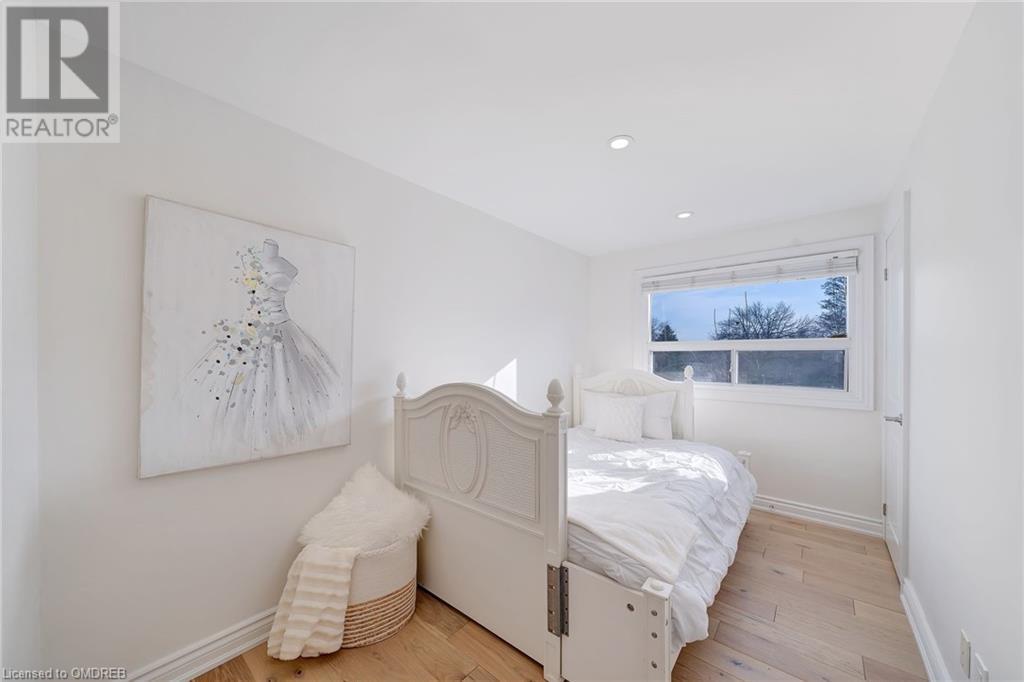 24 Osborne Crescent, Oakville, Ontario  L6H 1G1 - Photo 14 - 40563598