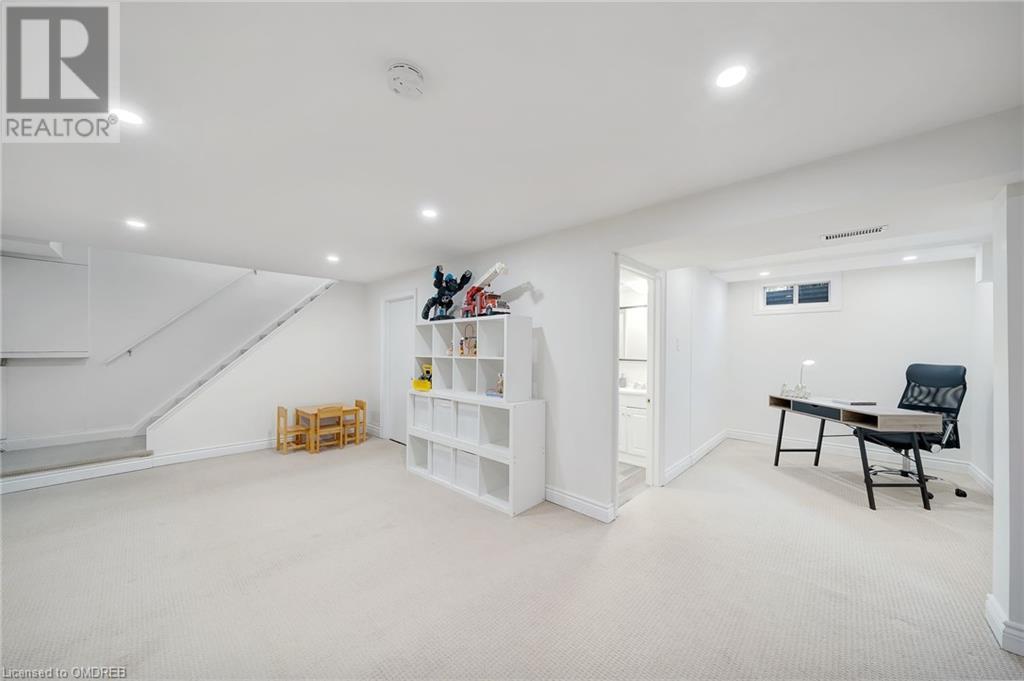 24 Osborne Crescent, Oakville, Ontario  L6H 1G1 - Photo 19 - 40563598