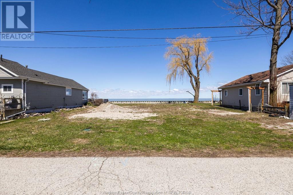 MLS# 24007441: 1454 CAILLE, Lakeshore, Canada