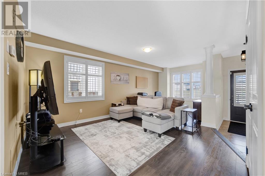 194 Maplewood Drive, Essa, Ontario  L0M 1B4 - Photo 10 - 40569323