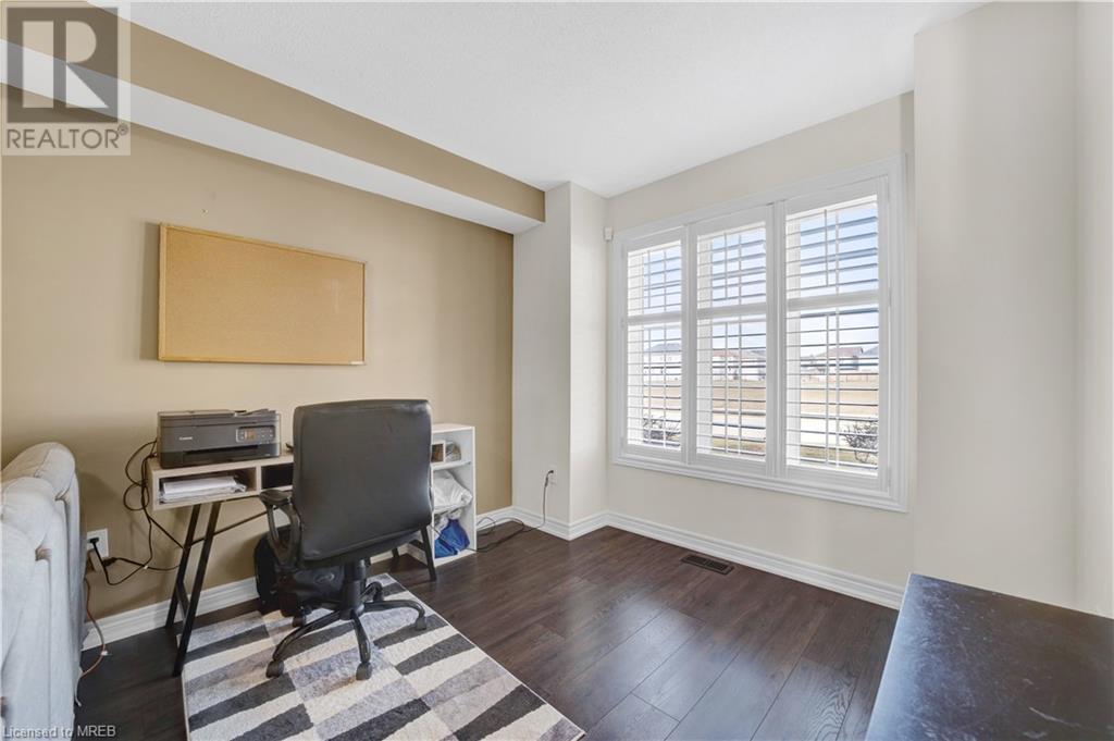 194 Maplewood Drive, Essa, Ontario  L0M 1B4 - Photo 12 - 40569323