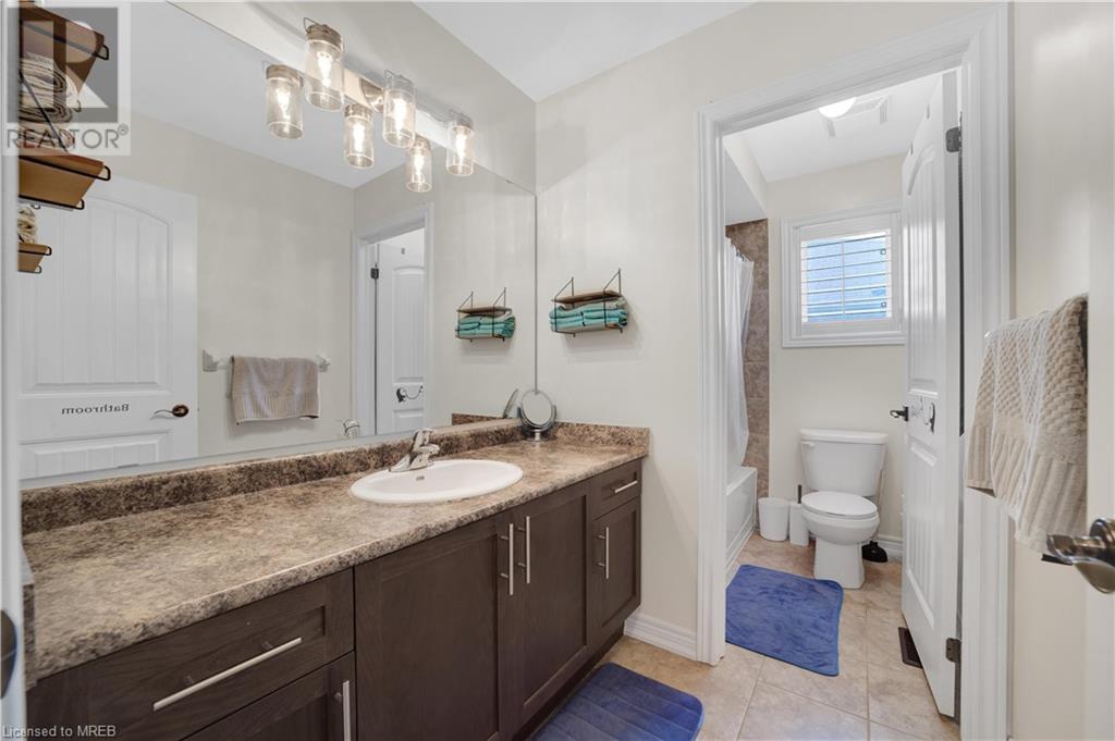 194 Maplewood Drive, Essa, Ontario  L0M 1B4 - Photo 29 - 40569323