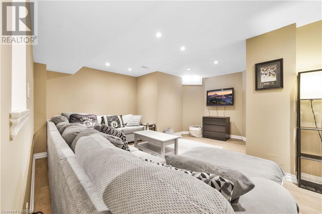 194 Maplewood Drive, Essa, Ontario  L0M 1B4 - Photo 31 - 40569323