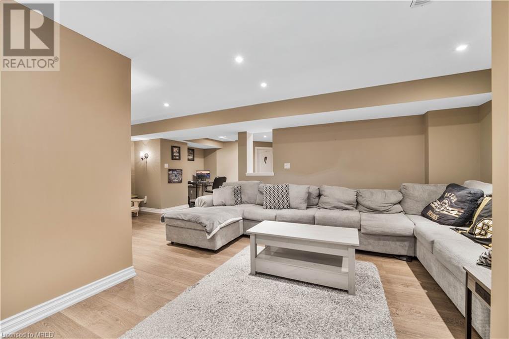 194 Maplewood Drive, Essa, Ontario  L0M 1B4 - Photo 32 - 40569323