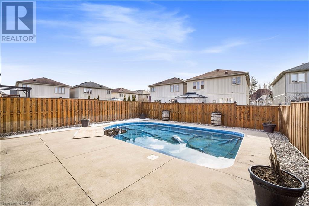 194 Maplewood Drive, Essa, Ontario  L0M 1B4 - Photo 38 - 40569323