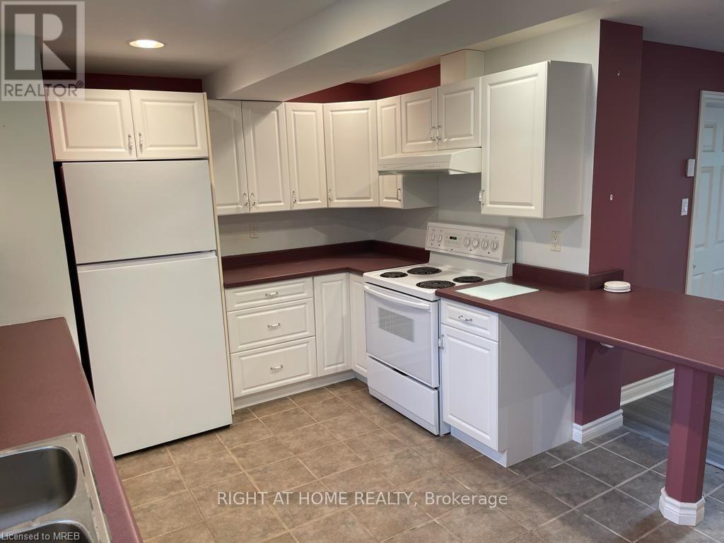 73 Madison Court E Unit# Lower, Welland, Ontario  L3C 7G3 - Photo 2 - 40568672