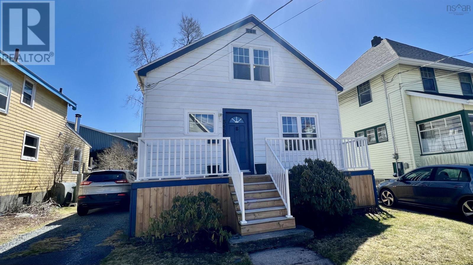 5660 Hennessey Street, Halifax, Nova Scotia  B3K 2A9 - Photo 1 - 202406700
