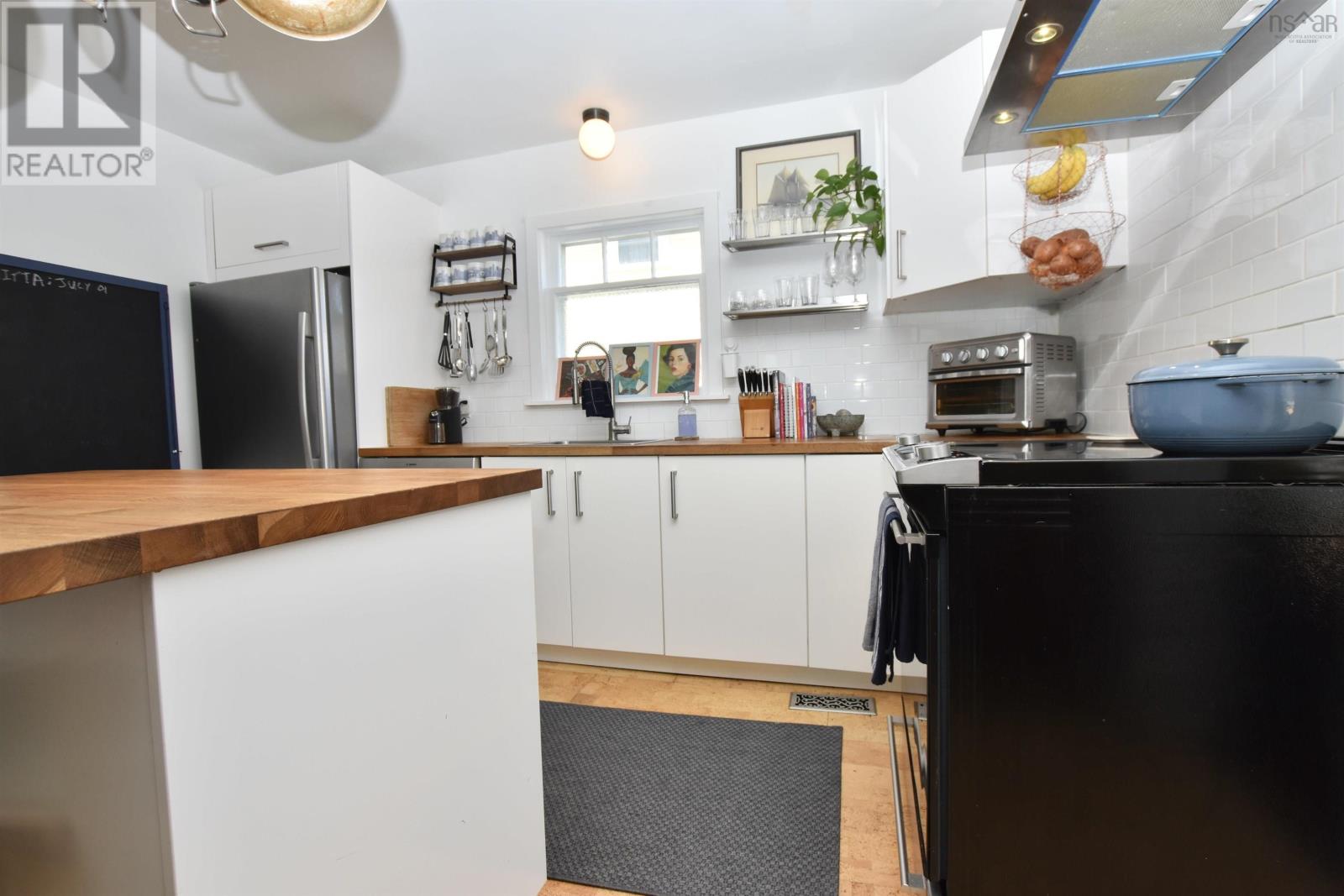 5660 Hennessey Street, Halifax, Nova Scotia  B3K 2A9 - Photo 16 - 202406700