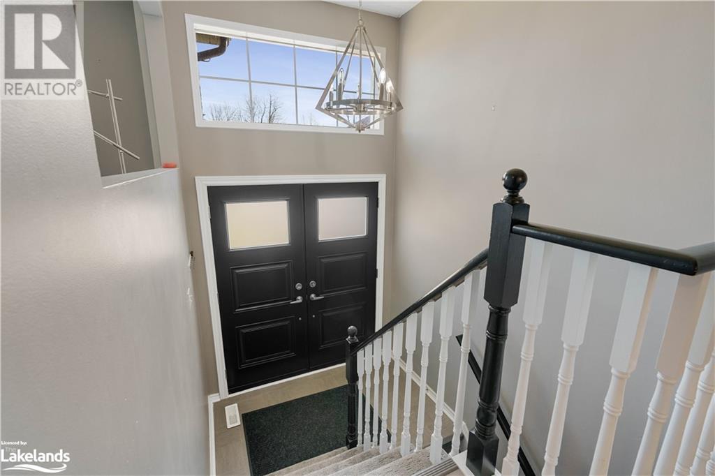 26 Silver Birch Avenue, Wasaga Beach, Ontario  L9Z 1M2 - Photo 5 - 40568895