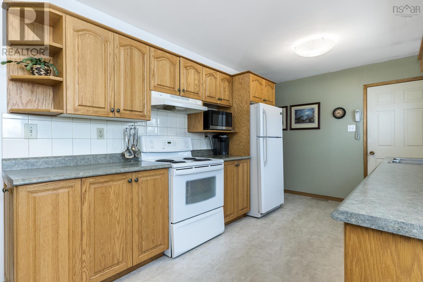 13 Cross Road, Dartmouth, Nova Scotia  B2W 2Z1 - Photo 18 - 202406722