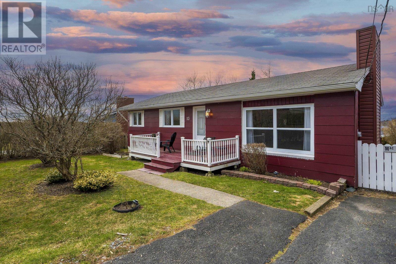 13 Cross Road, Dartmouth, Nova Scotia  B2W 2Z1 - Photo 2 - 202406722