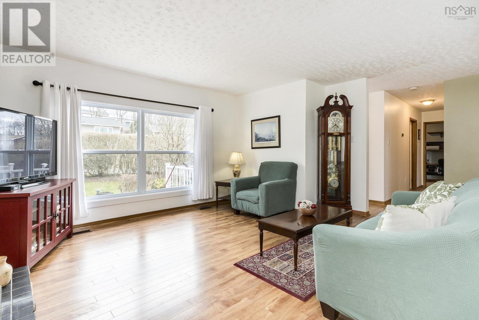 13 Cross Road, Dartmouth, Nova Scotia  B2W 2Z1 - Photo 9 - 202406722