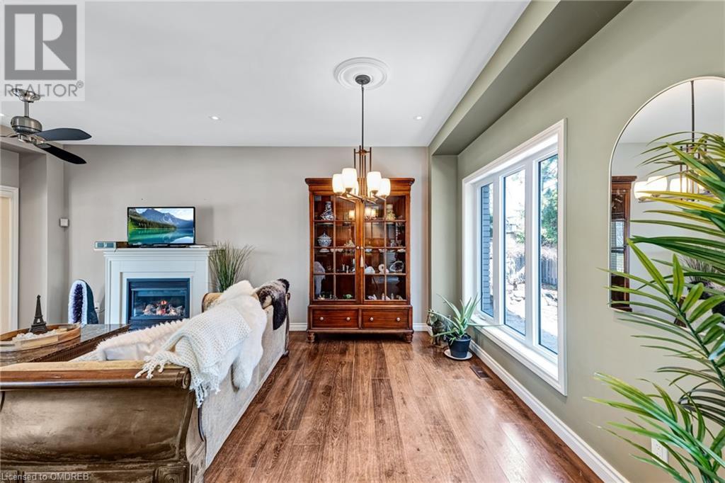 11 Rayne Avenue, Oakville, Ontario  L6H 1C1 - Photo 13 - 40555228