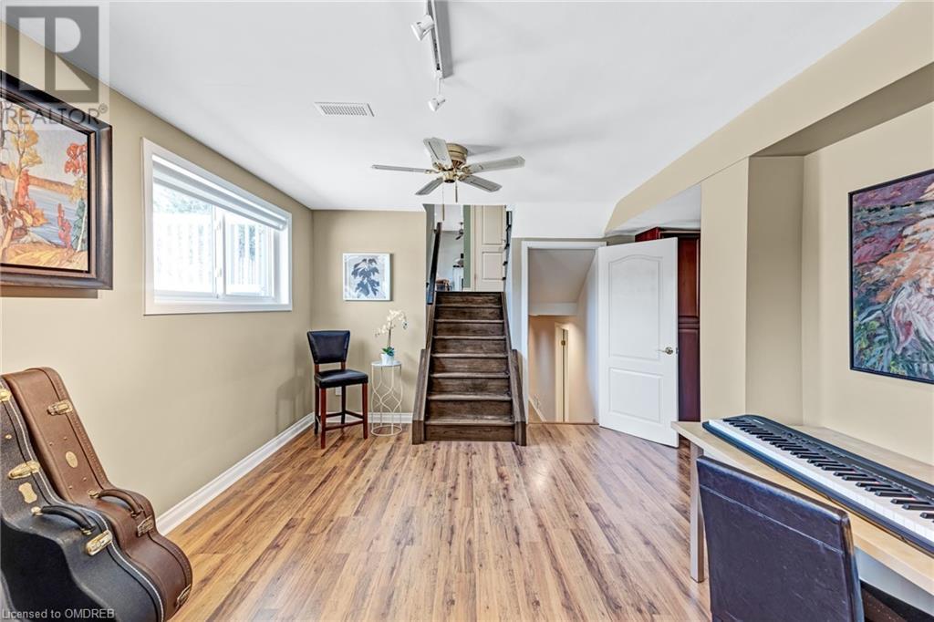 11 Rayne Avenue, Oakville, Ontario  L6H 1C1 - Photo 37 - 40555228