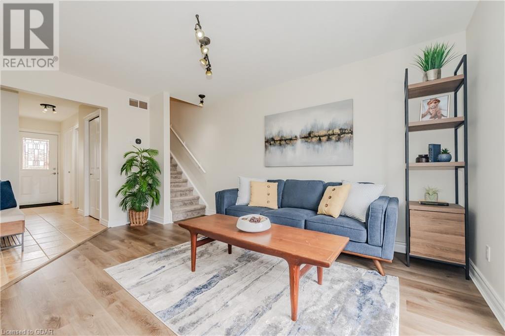 86 Athlone Crescent, Stratford, Ontario  N4Z 1H8 - Photo 7 - 40569387