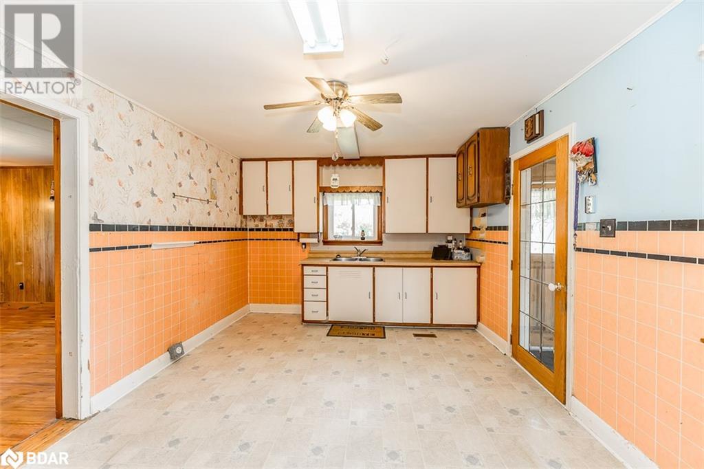 3828 George Johnston Road, Springwater, Ontario  L4M 4S4 - Photo 10 - 40487246