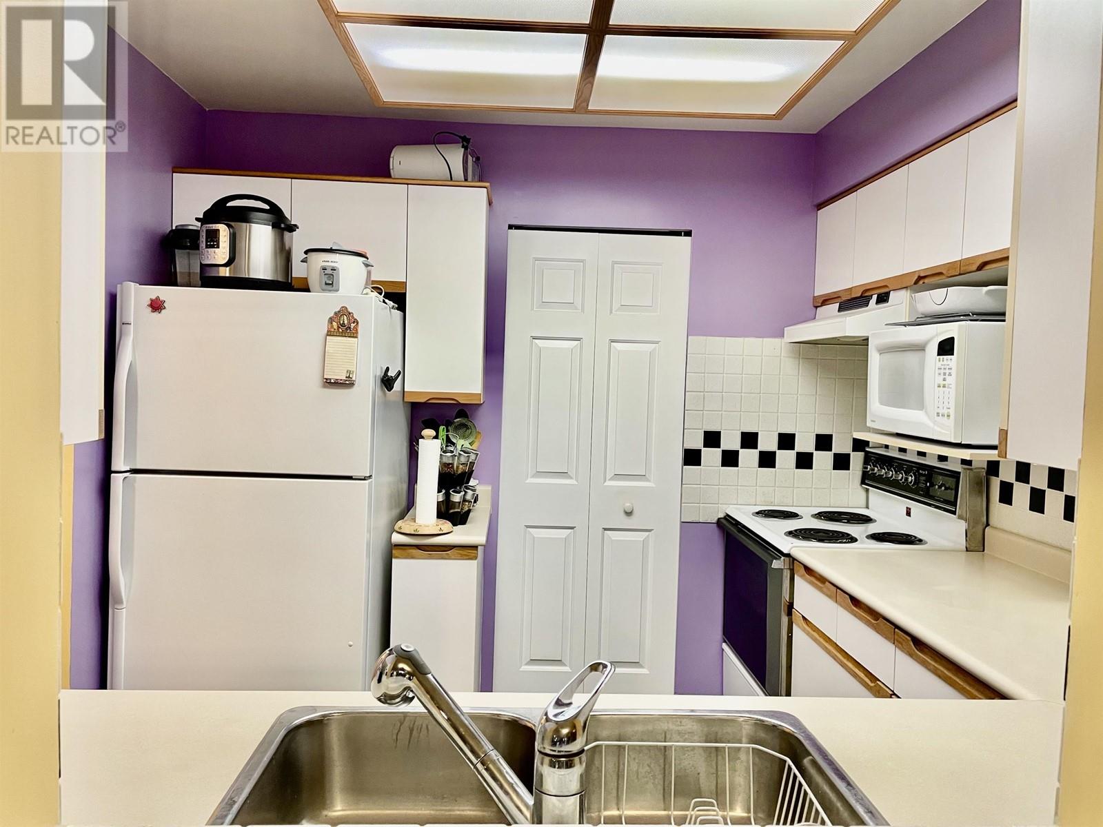 206 6820 Rumble Street, Burnaby, British Columbia  V5E 4H9 - Photo 5 - R2868983