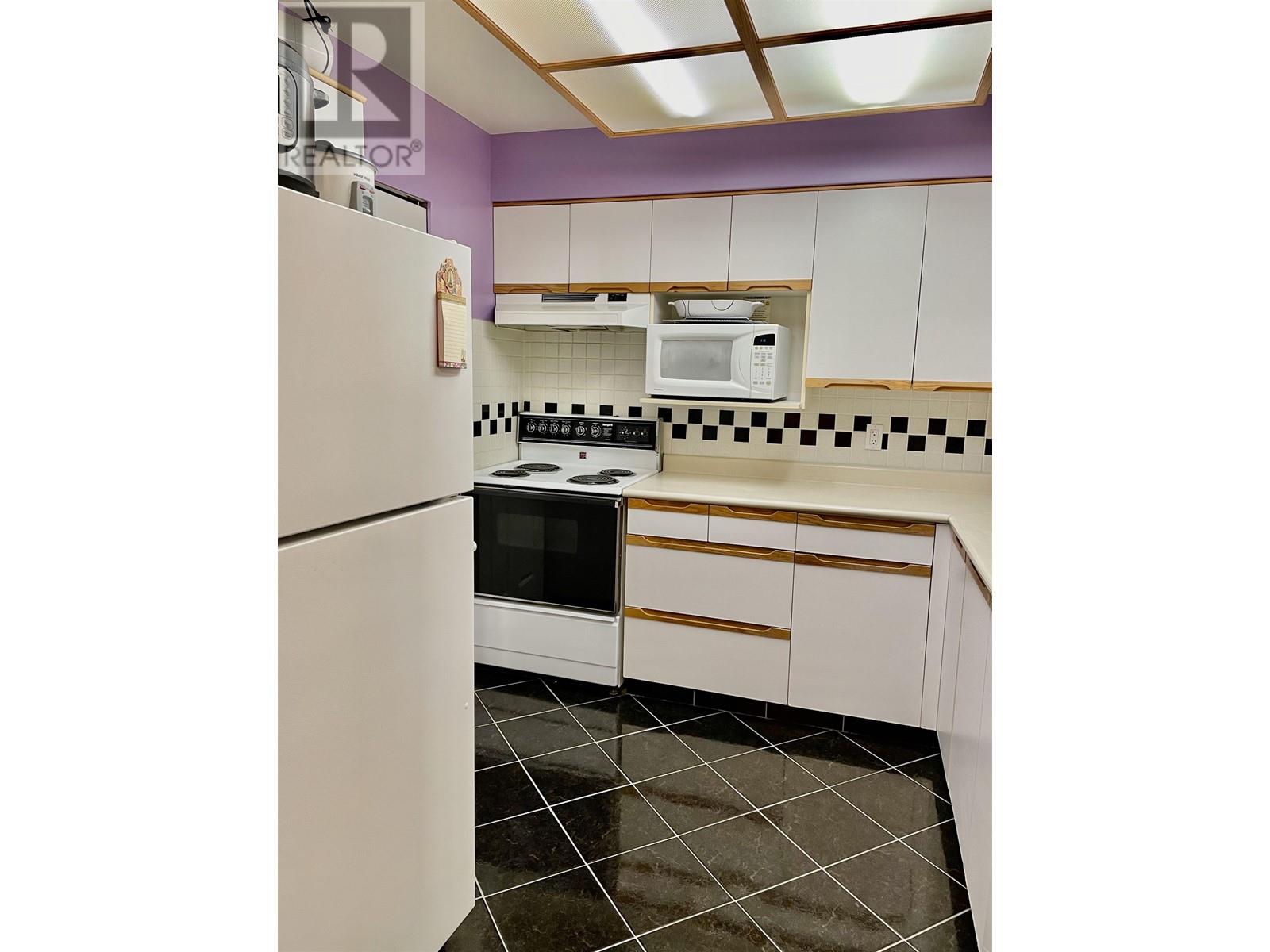 206 6820 Rumble Street, Burnaby, British Columbia  V5E 4H9 - Photo 6 - R2868983
