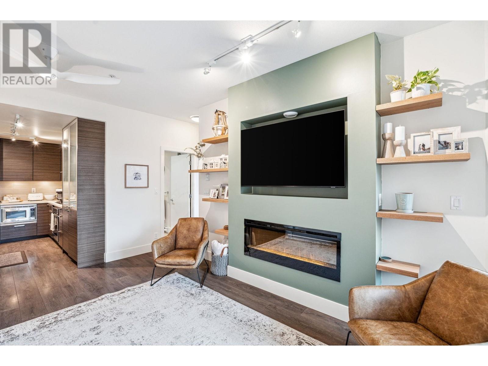 413 3606 Aldercrest Drive, Vancouver, British Columbia  V7G 0A3 - Photo 12 - R2868989