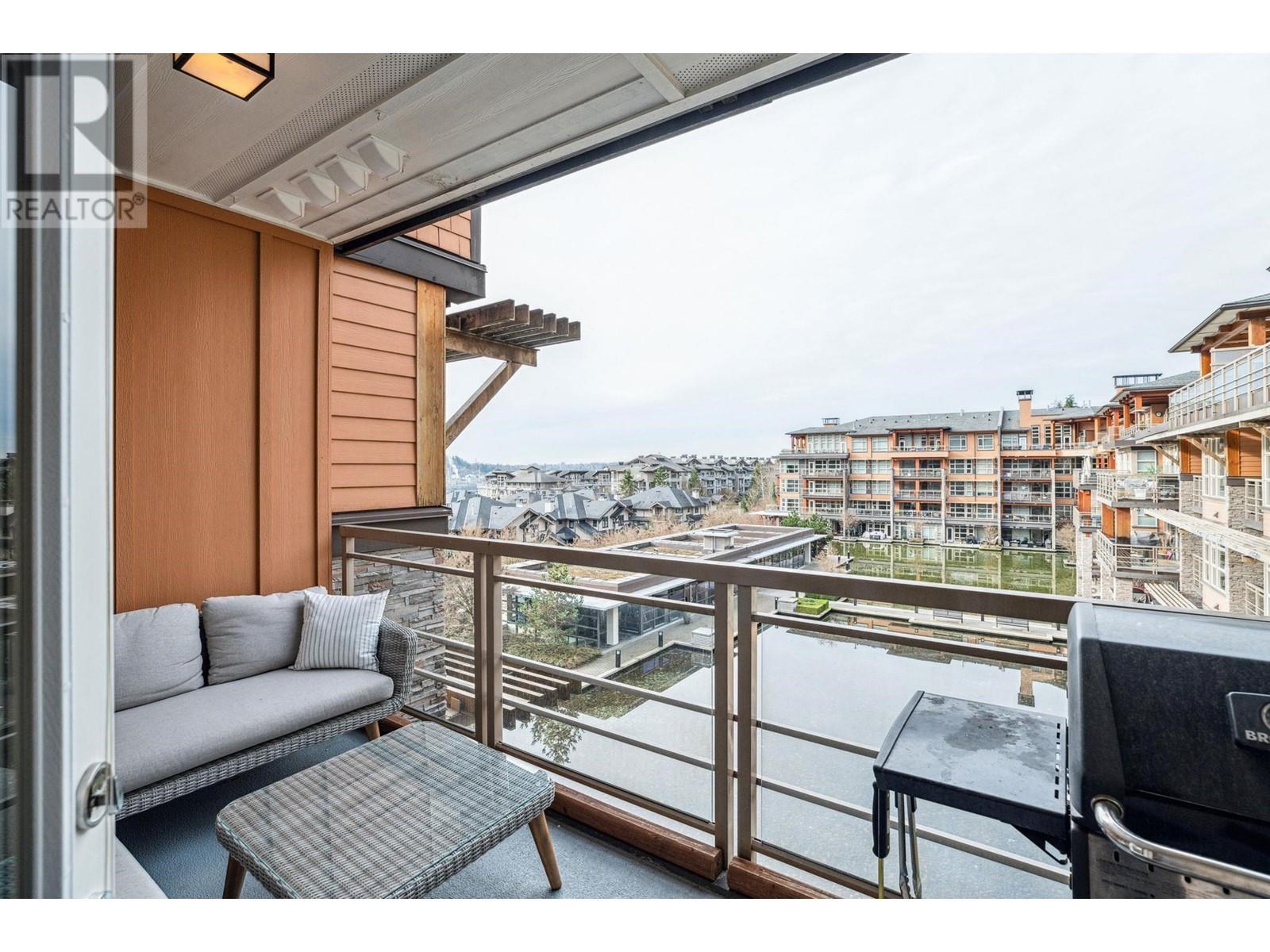 413 3606 Aldercrest Drive, Vancouver, British Columbia  V7G 0A3 - Photo 3 - R2868989