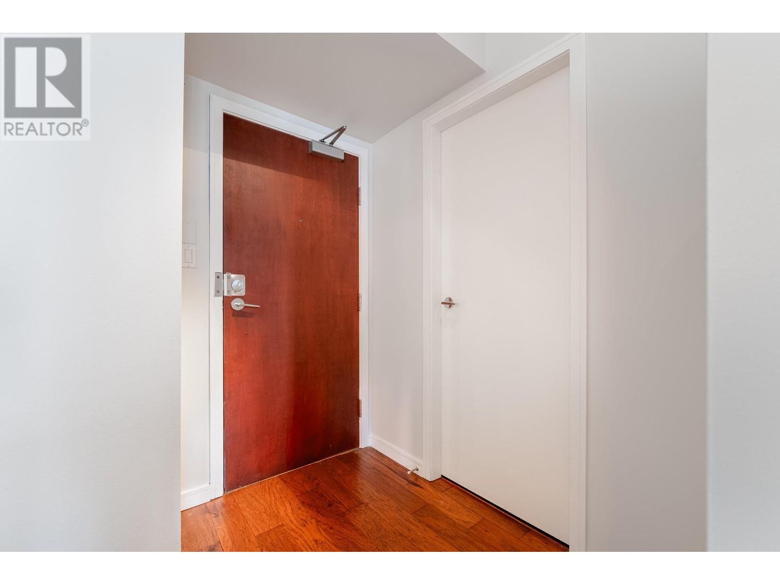 303 1003 Pacific Street, Vancouver, British Columbia  V6E 4P2 - Photo 7 - R2868995