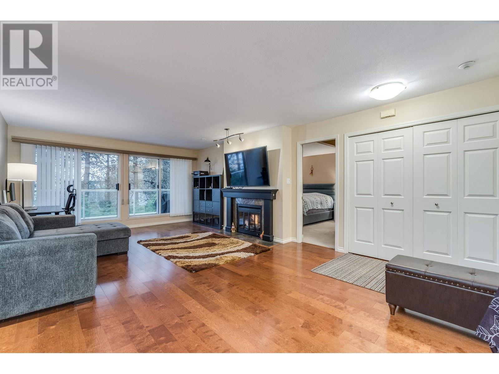 202 2733 Atlin Place, Coquitlam, British Columbia  V3C 5B1 - Photo 6 - R2869009