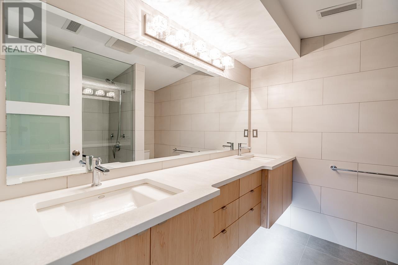 148 E Kings Road, North Vancouver, British Columbia  V7N 1H5 - Photo 14 - R2868976