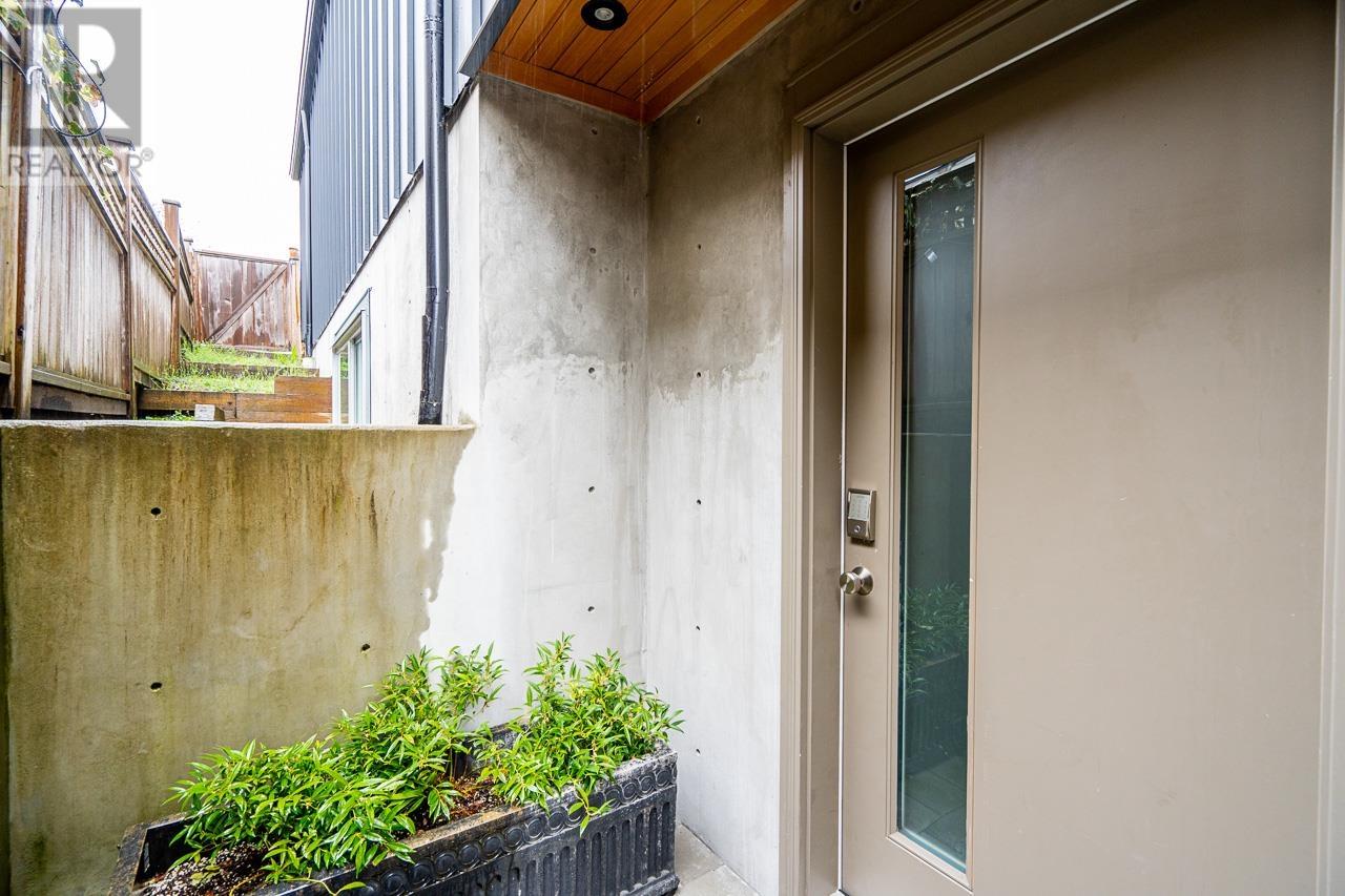 148 E Kings Road, North Vancouver, British Columbia  V7N 1H5 - Photo 23 - R2868976
