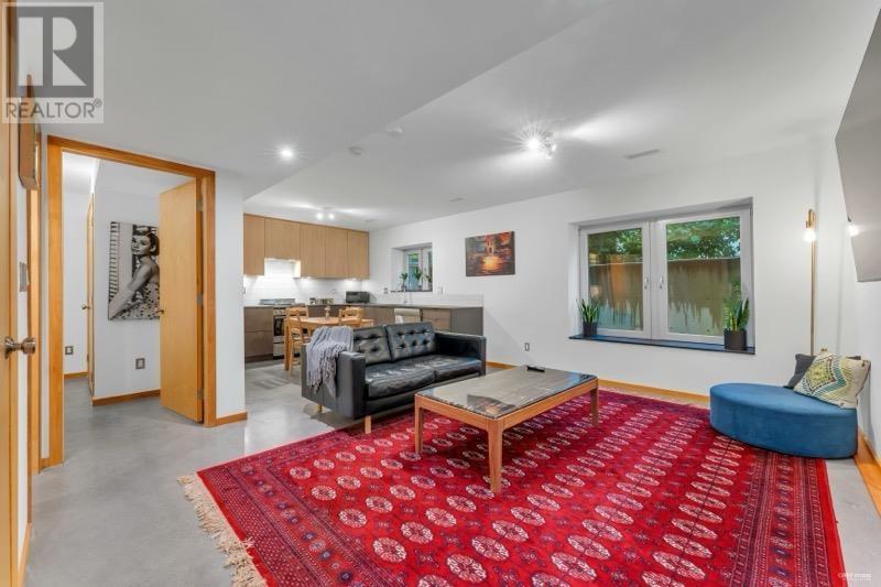 148 E Kings Road, North Vancouver, British Columbia  V7N 1H5 - Photo 24 - R2868976