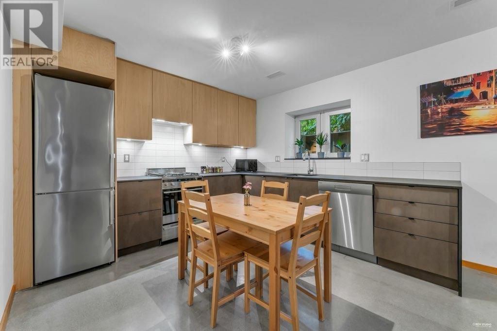 148 E Kings Road, North Vancouver, British Columbia  V7N 1H5 - Photo 27 - R2868976