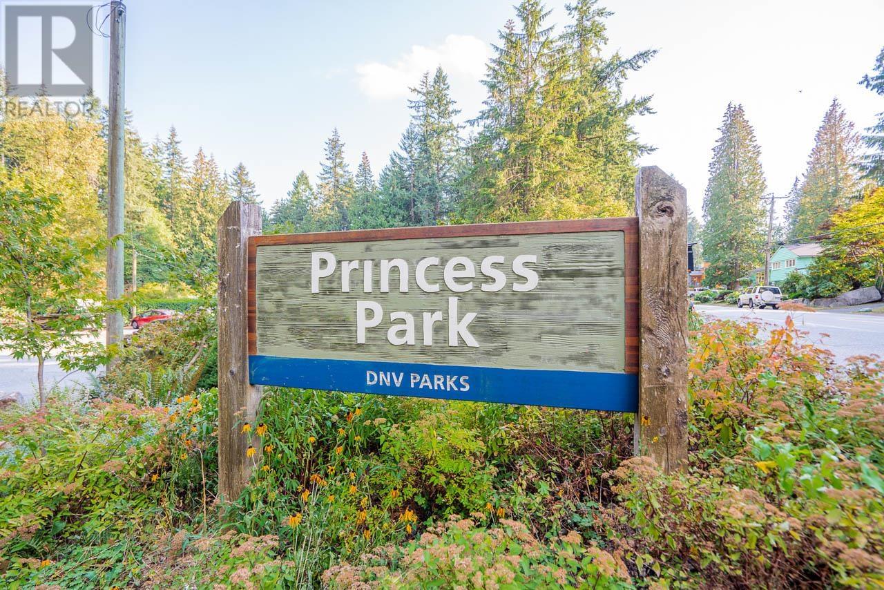 148 E Kings Road, North Vancouver, British Columbia  V7N 1H5 - Photo 34 - R2868976