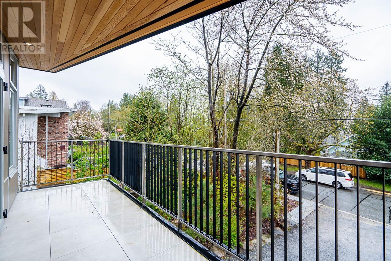148 E Kings Road, North Vancouver, British Columbia  V7N 1H5 - Photo 9 - R2868976