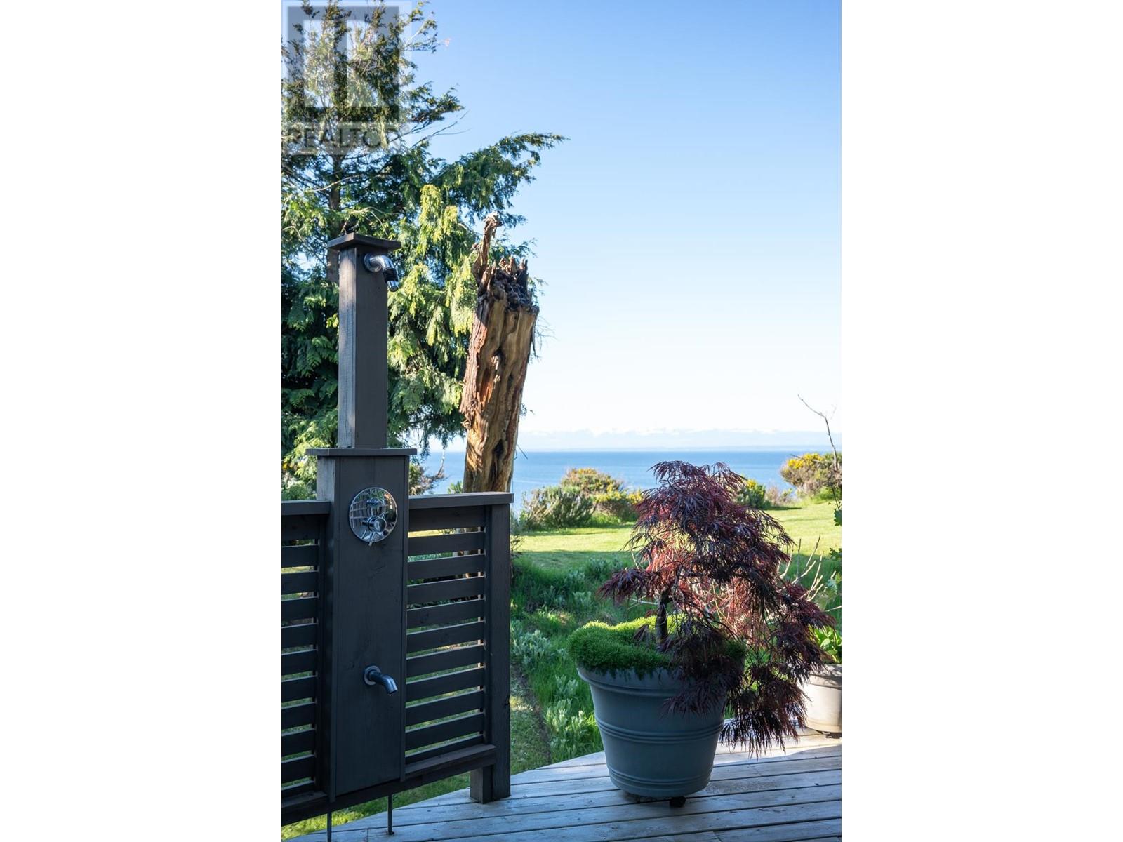 1628 Vancouver Boulevard, Other Islands, British Columbia  V0N 2G0 - Photo 14 - R2869030