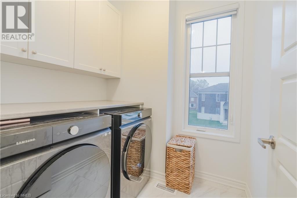 3 Milt Schmidt St Street, Kitchener, Ontario  N2R 0T2 - Photo 33 - 40569526