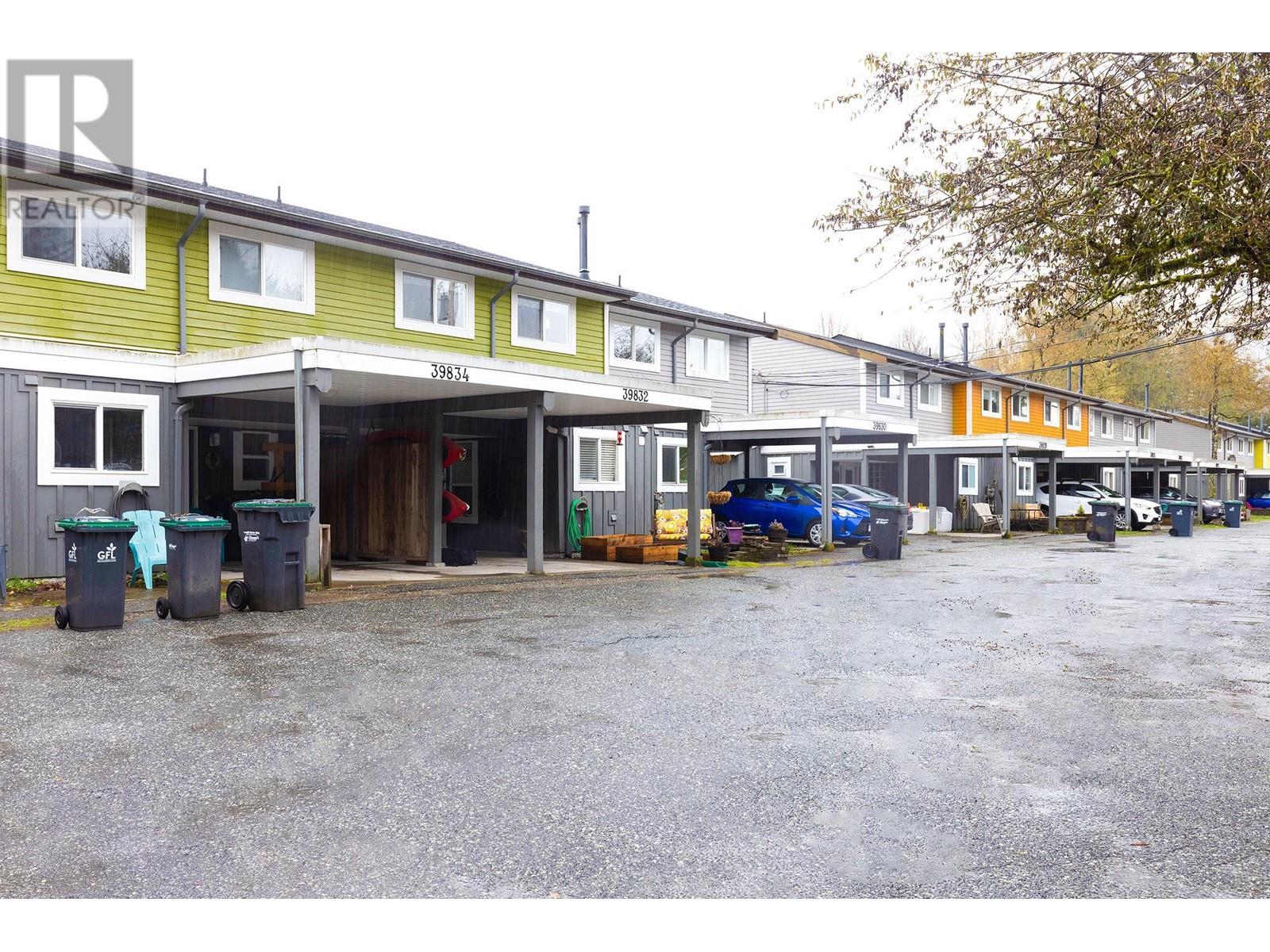 39832 No Name Road, Squamish, British Columbia  V8B 0B6 - Photo 1 - R2867758