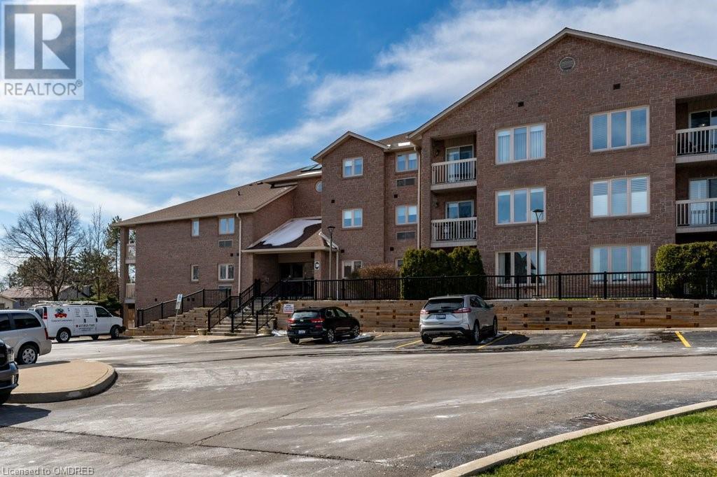 3050 Pinemeadow Drive Unit# 50, Burlington, Ontario  L7M 3X5 - Photo 3 - 40569349