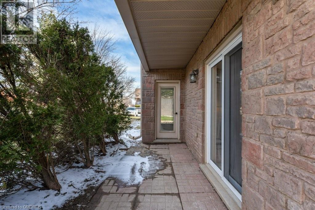 3050 Pinemeadow Drive Unit# 50, Burlington, Ontario  L7M 3X5 - Photo 39 - 40569349