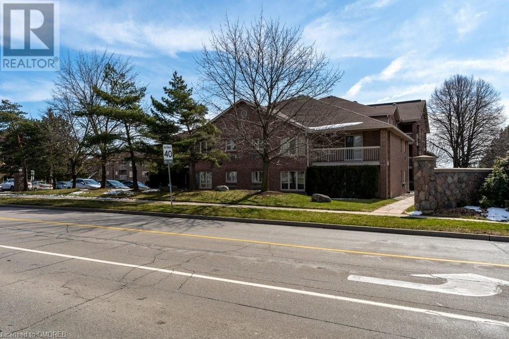 3050 Pinemeadow Drive Unit# 50, Burlington, Ontario  L7M 3X5 - Photo 5 - 40569349