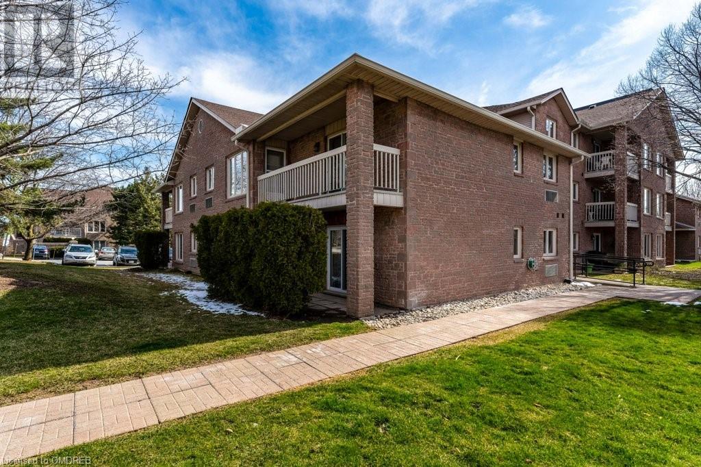 3050 Pinemeadow Drive Unit# 50, Burlington, Ontario  L7M 3X5 - Photo 6 - 40569349