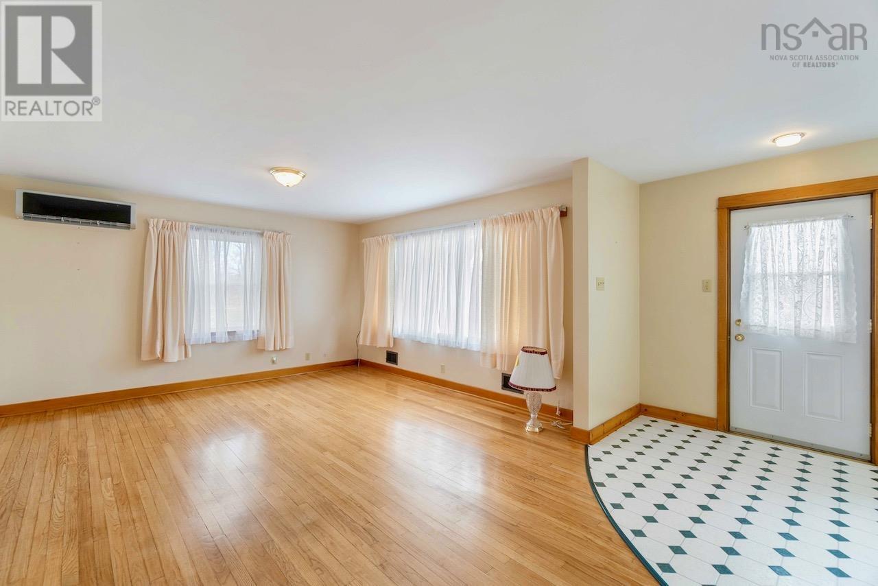 13811 Highway 1, Wilmot, Nova Scotia  B0P 1W0 - Photo 11 - 202406731