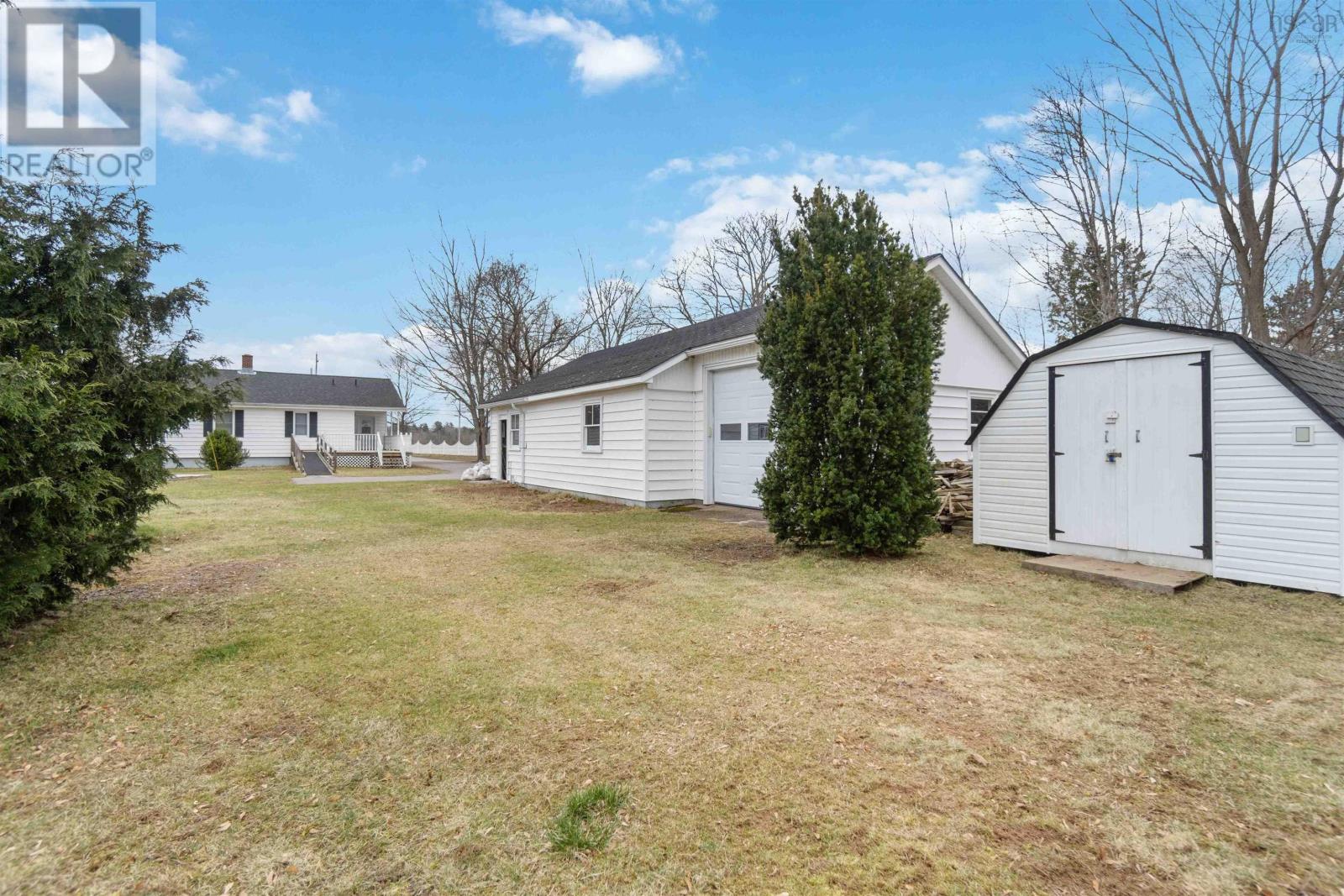 13811 Highway 1, Wilmot, Nova Scotia  B0P 1W0 - Photo 3 - 202406731