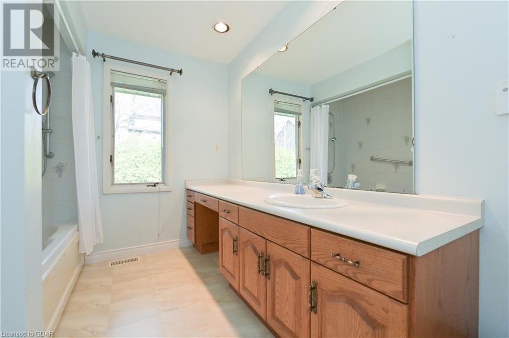 379 St Patrick Street W, Fergus, Ontario  N1M 1L8 - Photo 25 - 40569461