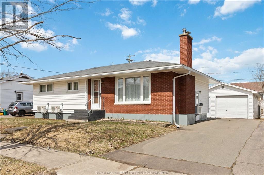 59 Leeside Dr, Moncton, New Brunswick  E1C 4L4 - Photo 2 - M158568
