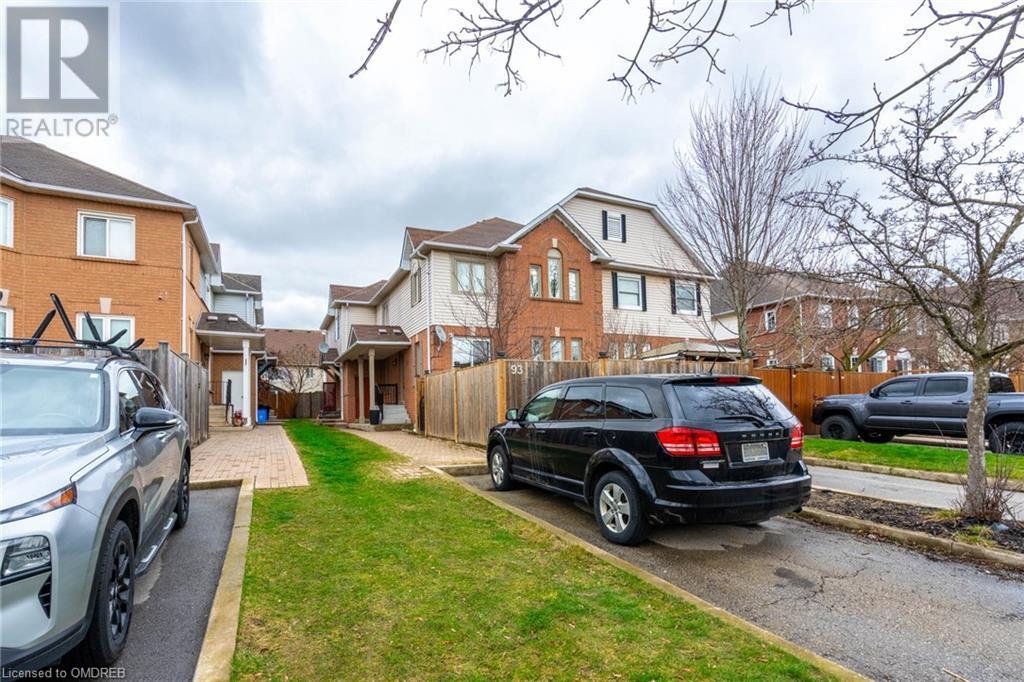 93 Thornlodge Drive, Waterdown, Ontario  L8B 0L9 - Photo 3 - 40554608