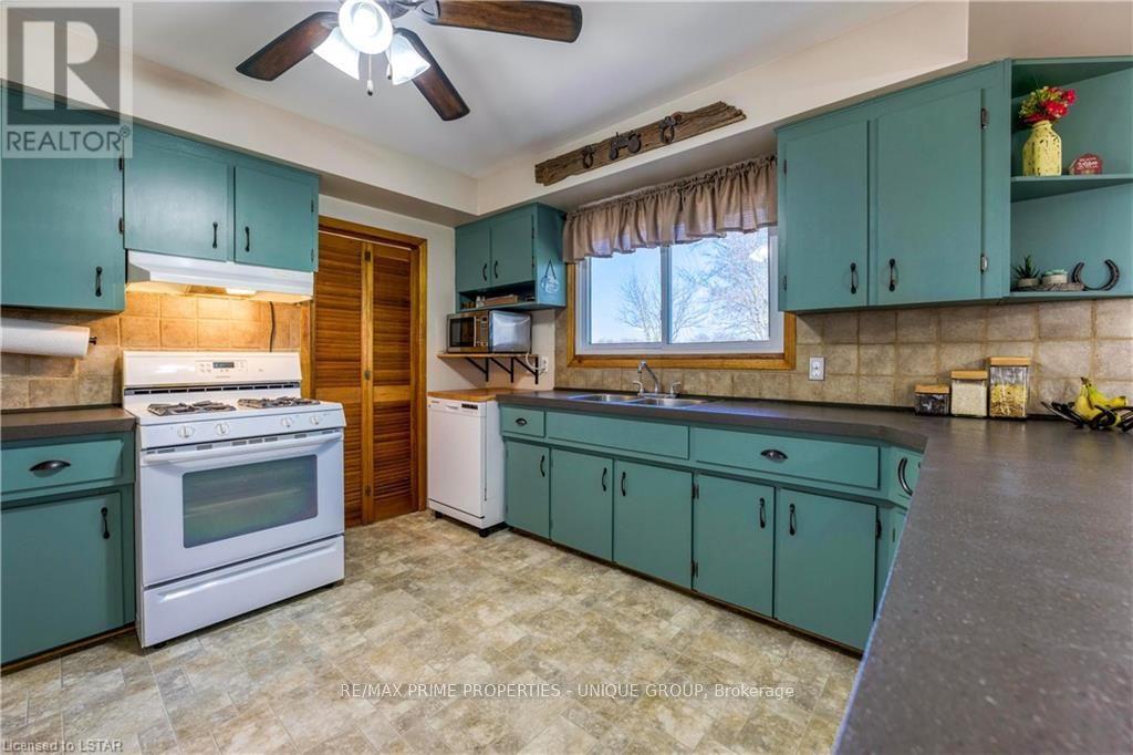 3284 Kimball Rd, St. Clair, Ontario  N0N 1H0 - Photo 8 - X8221210