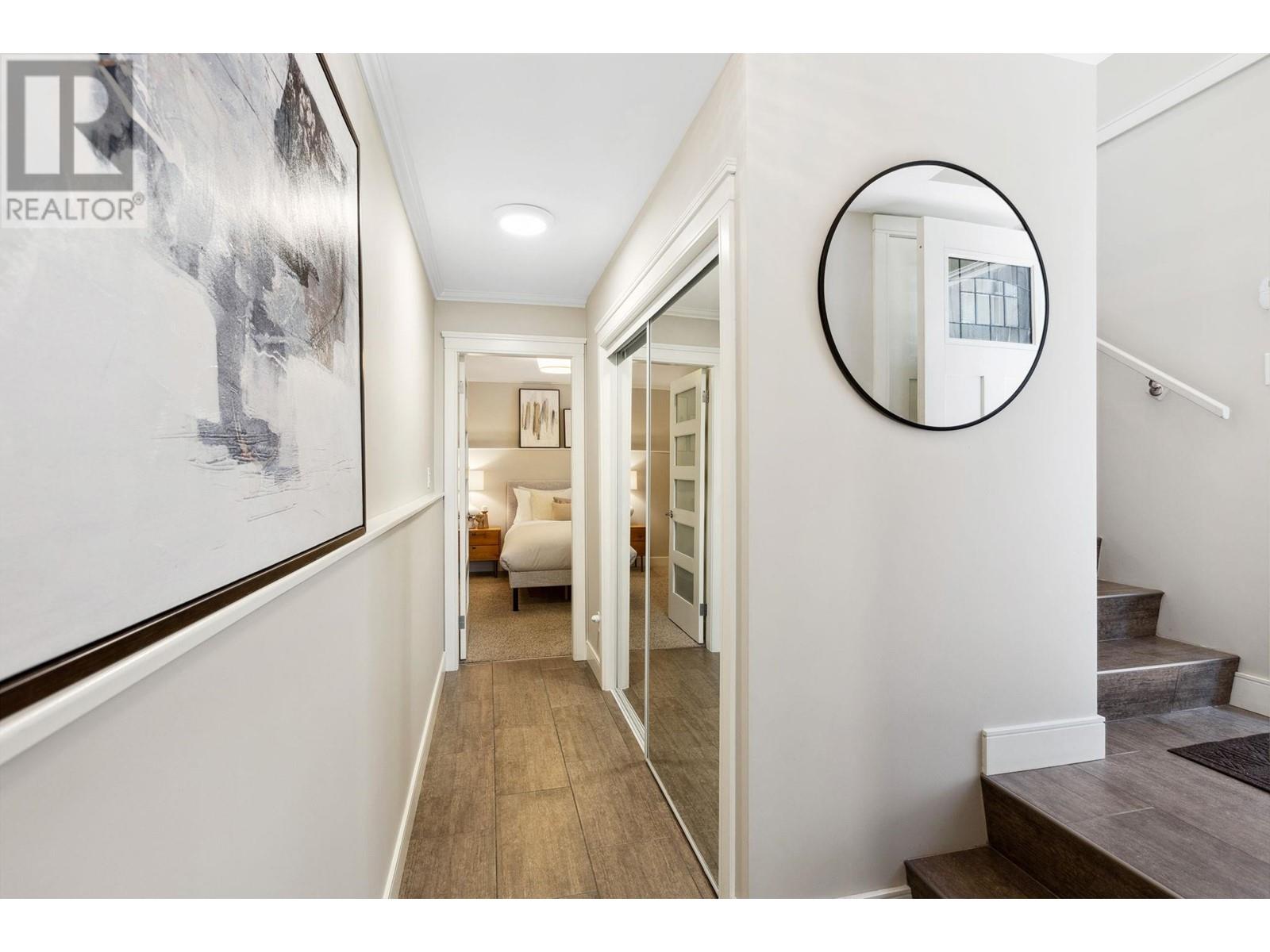 264 W 6th Street, North Vancouver, British Columbia  V7M 1K6 - Photo 16 - R2869102