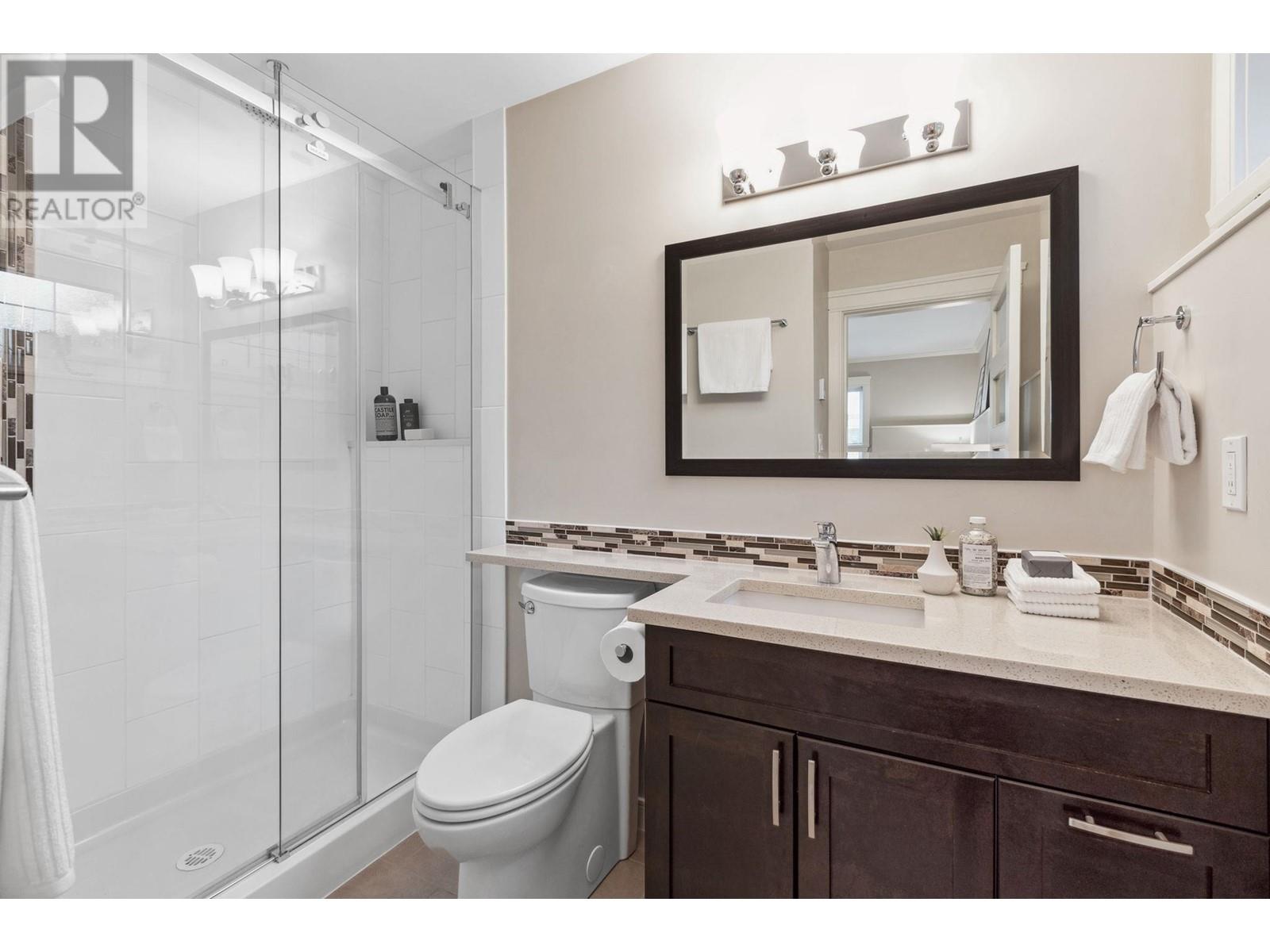 264 W 6th Street, North Vancouver, British Columbia  V7M 1K6 - Photo 19 - R2869102